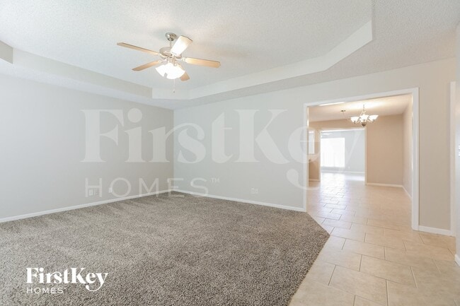 Photo - 724 Bristol Dr