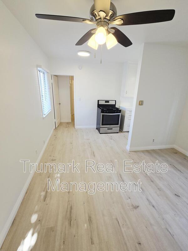 Building Photo - 526 Naranja Dr Unit A Rental