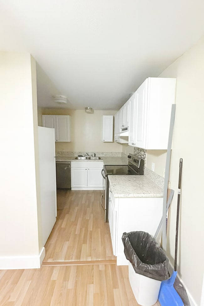 Photo - 12018 NE 80th St