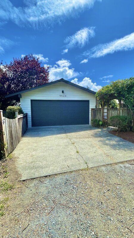 Building Photo - 9524 15th Ave NE Rental
