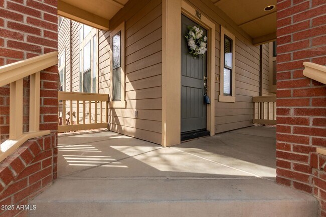 Photo - CUTE TOWNHOME AVAILABLE NOW NEAR TEMPE TOW...