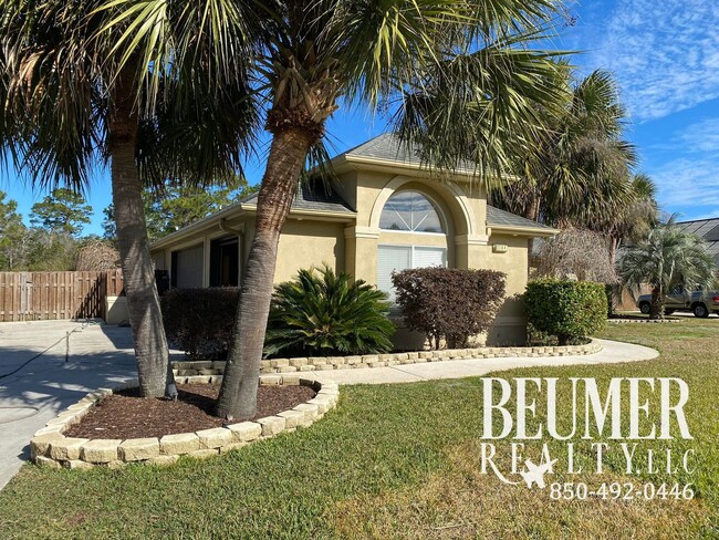 Tranquil Retreat on Naples Drive with Pool - Tranquil Retreat on Naples Drive with Pool House