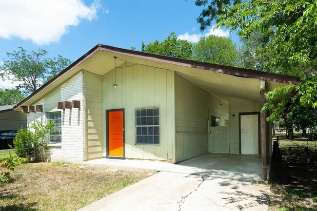 Building Photo - 5900 Glen Meadow Dr Rental
