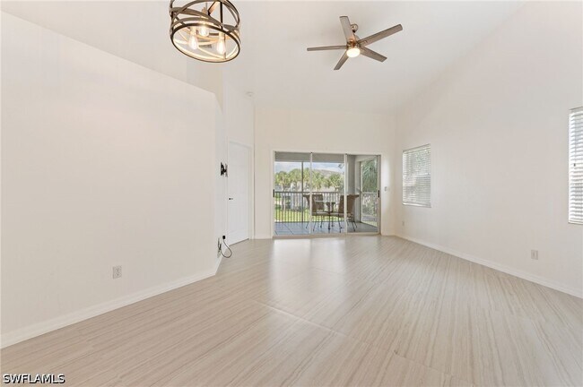 Photo - 12081 Summergate Cir Unit 204