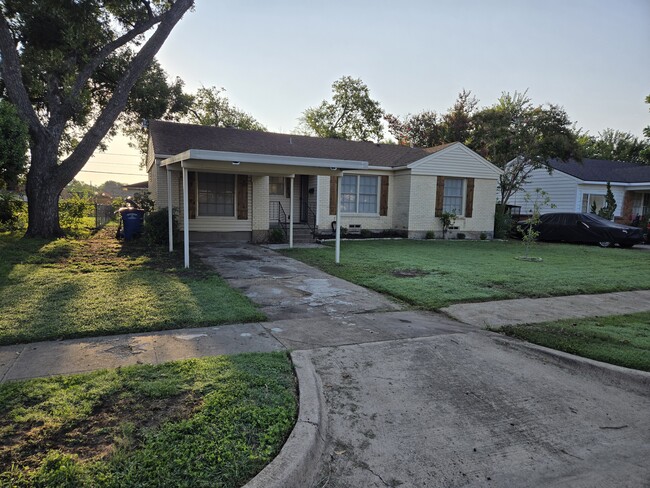 Photo - 10922 Myrtice Dr