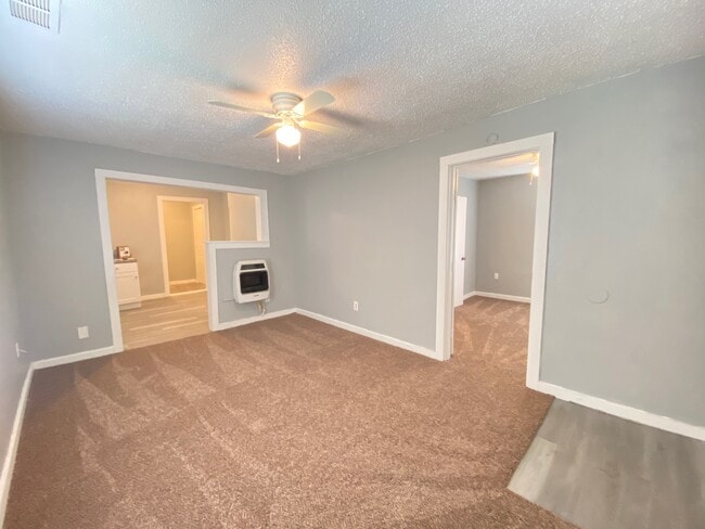 Photo - 1400 S Youngs Blvd