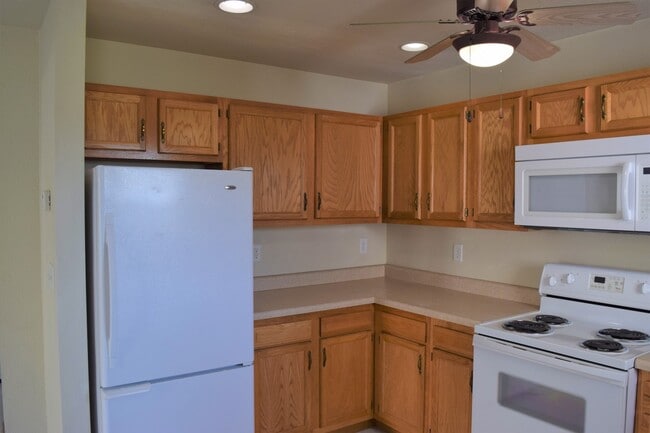 Photo - 16860B Huntington Ln Unidad 16860 B Huntington Ln