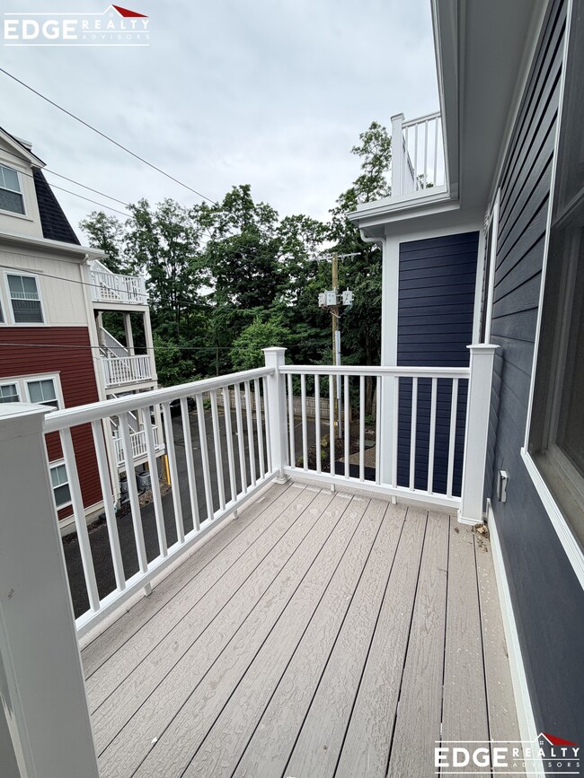 Photo - 124 Kenrick St Unit 5