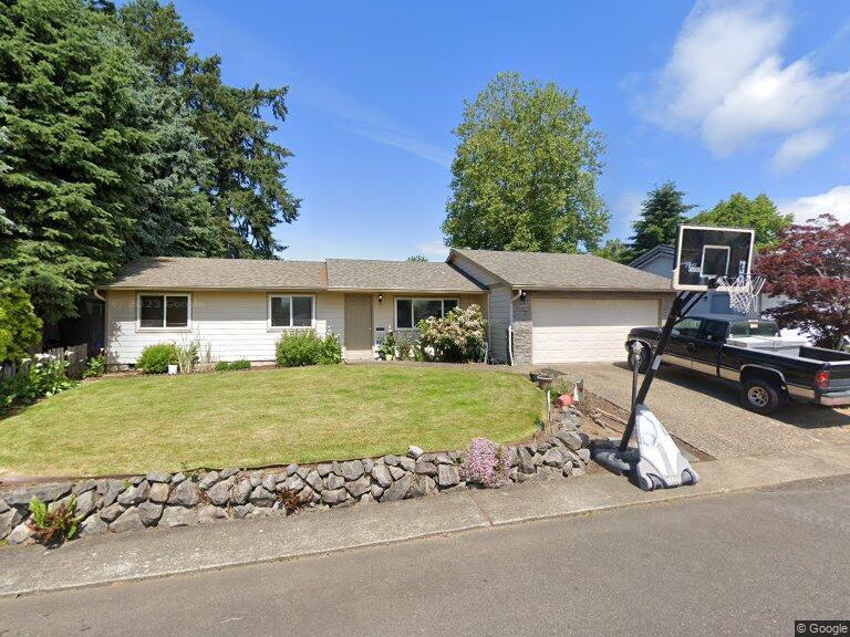 Photo - 1568 SE Duke Dr House