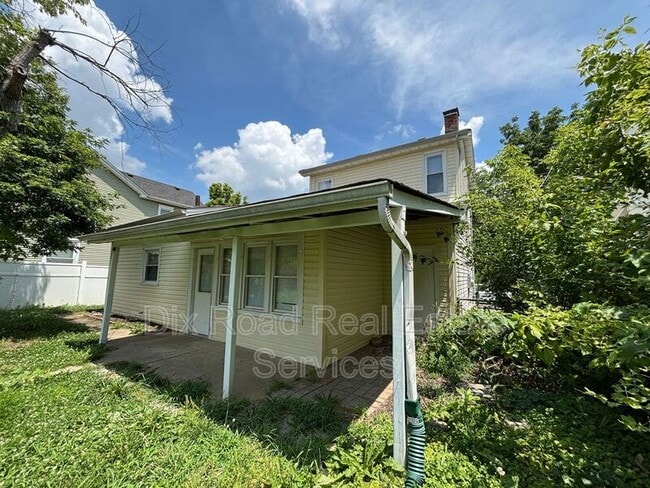 Photo - 123 N Miami St