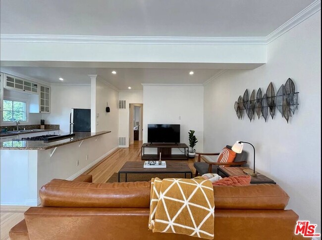 Photo - 1111 11th St Unit 6