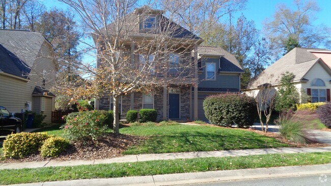 Building Photo - Welcome to this quaint home in Chestnut Oaks!