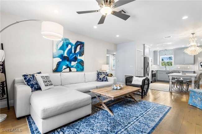Photo - 940 3rd St S Unidad 201
