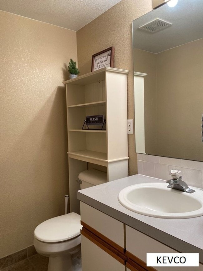 Photo - Perfect Townhouse for Roommates!