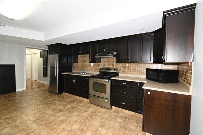 7650 Grayshell Rd Unit D