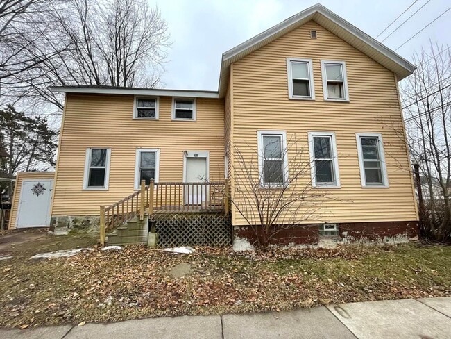Building Photo - 703 Jackson St Unit #1