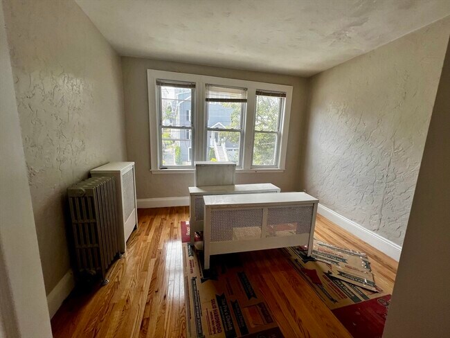 Photo - 169 Campbell Ave Unit 3