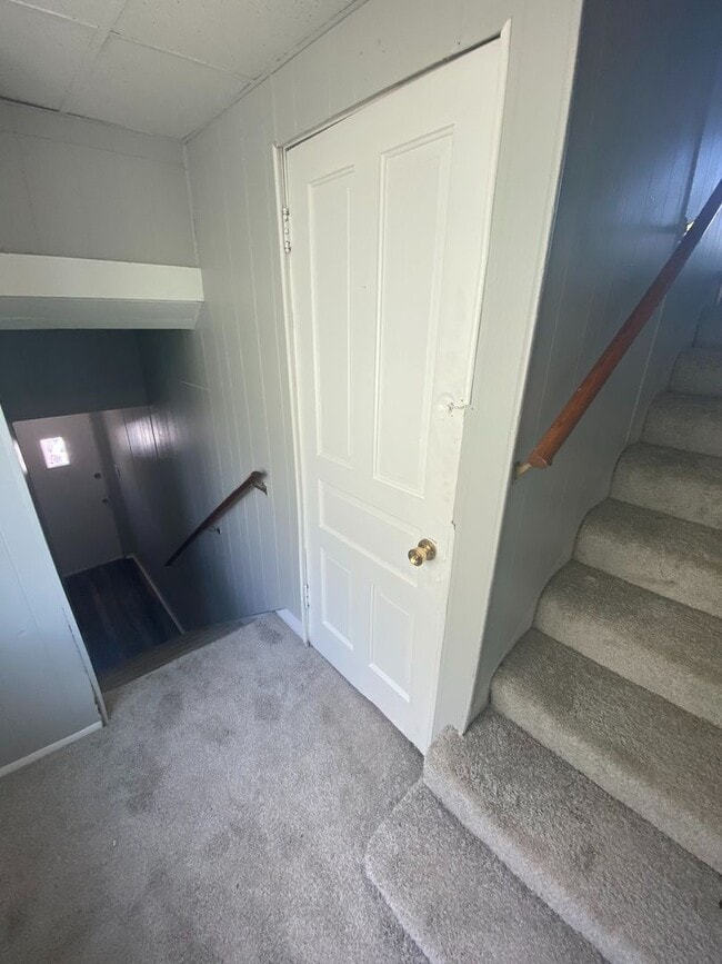 Photo - 2312 Eccles St Unidad Second Floor