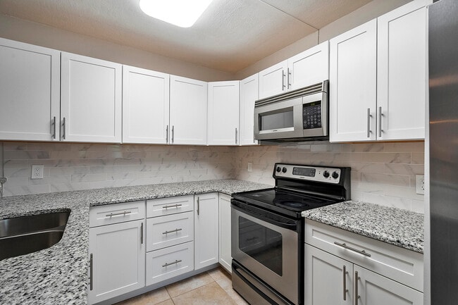 Photo - 3098 SW Sunset Trace Cir