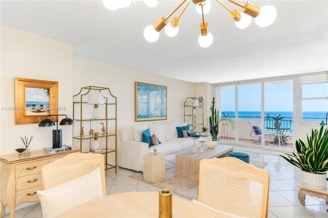 Photo - 3180 S Ocean Dr Unidad 904