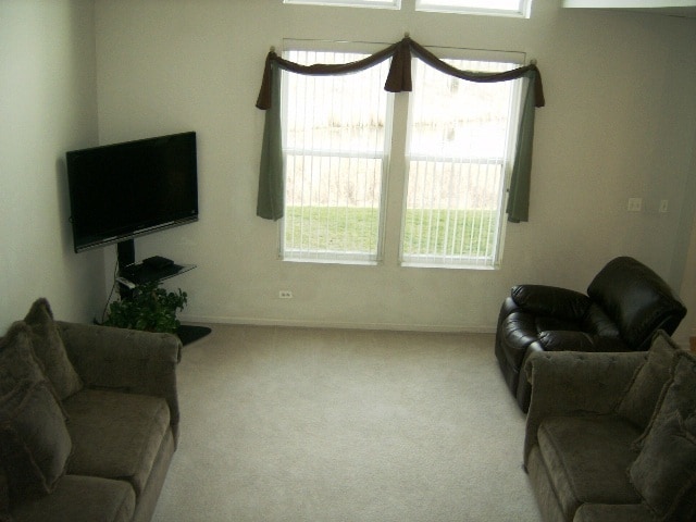 Photo - 457 Metropolitan St