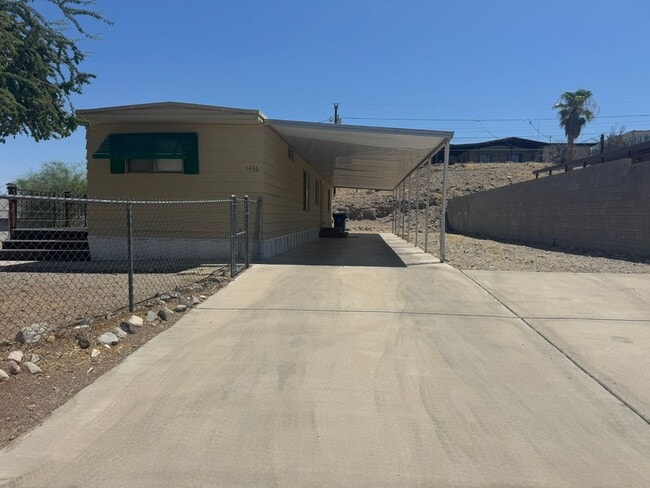 Building Photo - 2BRE 2BA close to Hwy 95, Shopping, Parks, Colorado River