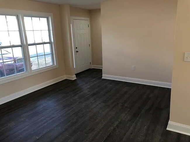 Photo - 655 Twisted Oak Dr NW