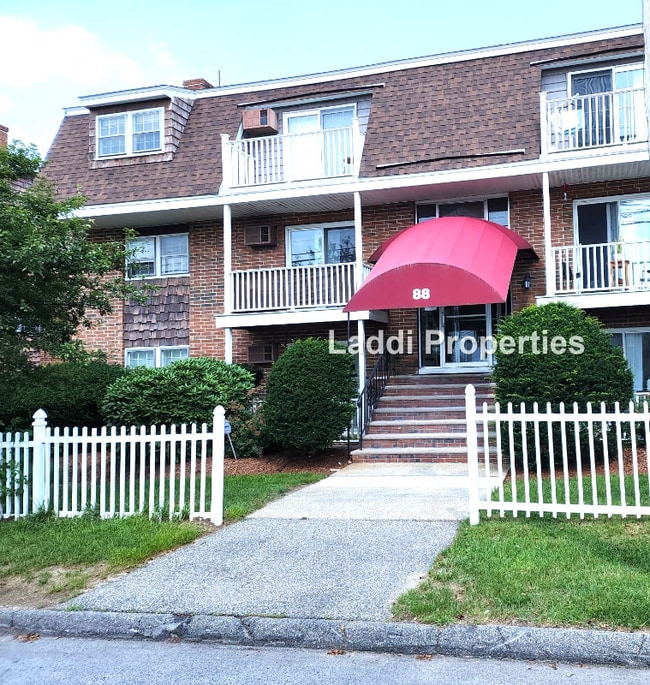 Photo - 88 Beacon St Unit 1