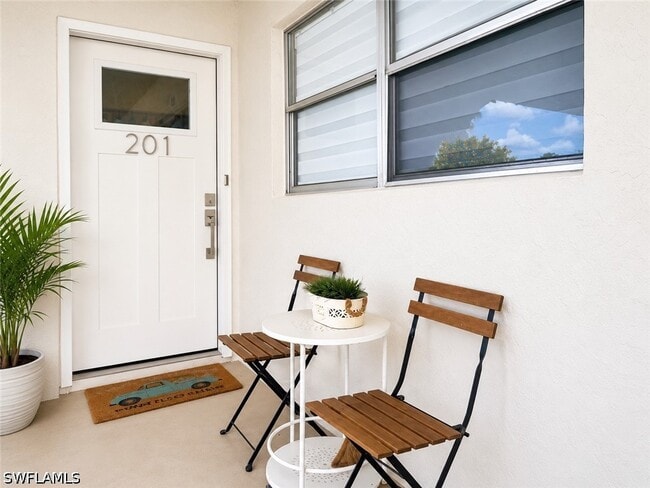 1056 Forest Lakes Dr Unit A201