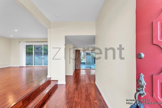 Photo - 341 Malcolm Ave