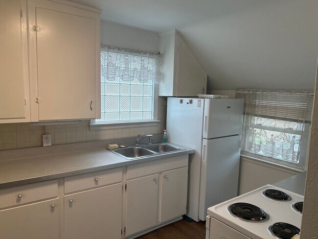 Photo - 1081 Cherry St Unit 1081 1/2 Cherry St