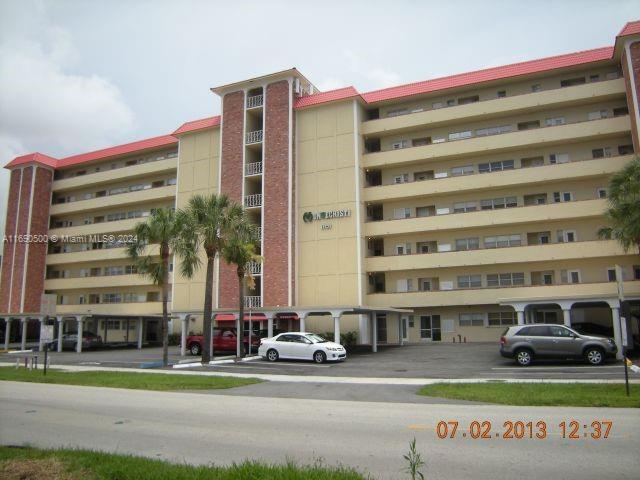 Photo - 1101 Crystal Lake Dr Condominio Unidad 304