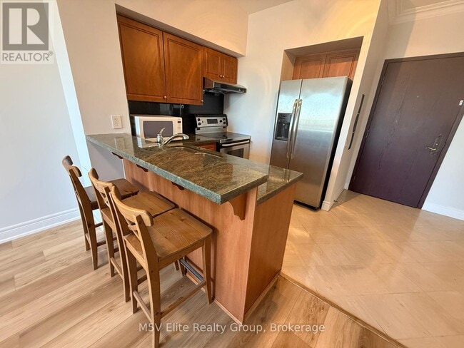 Photo - 1 Clairtrell Rd Unit 908