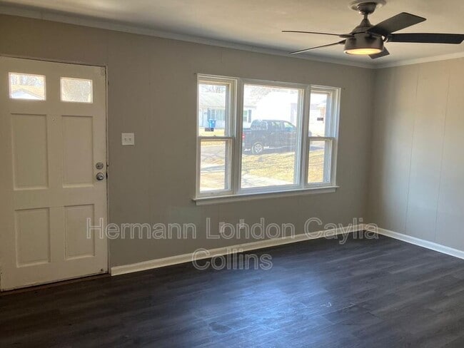 Photo - 9850 Dennis Dr