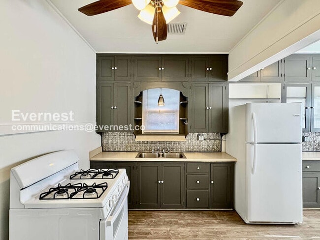 Photo - 1516 W Bowen Pl