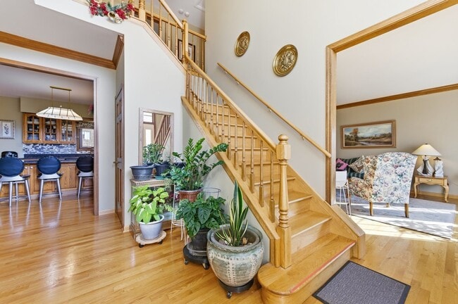 Photo - 912 Stonebridge Way