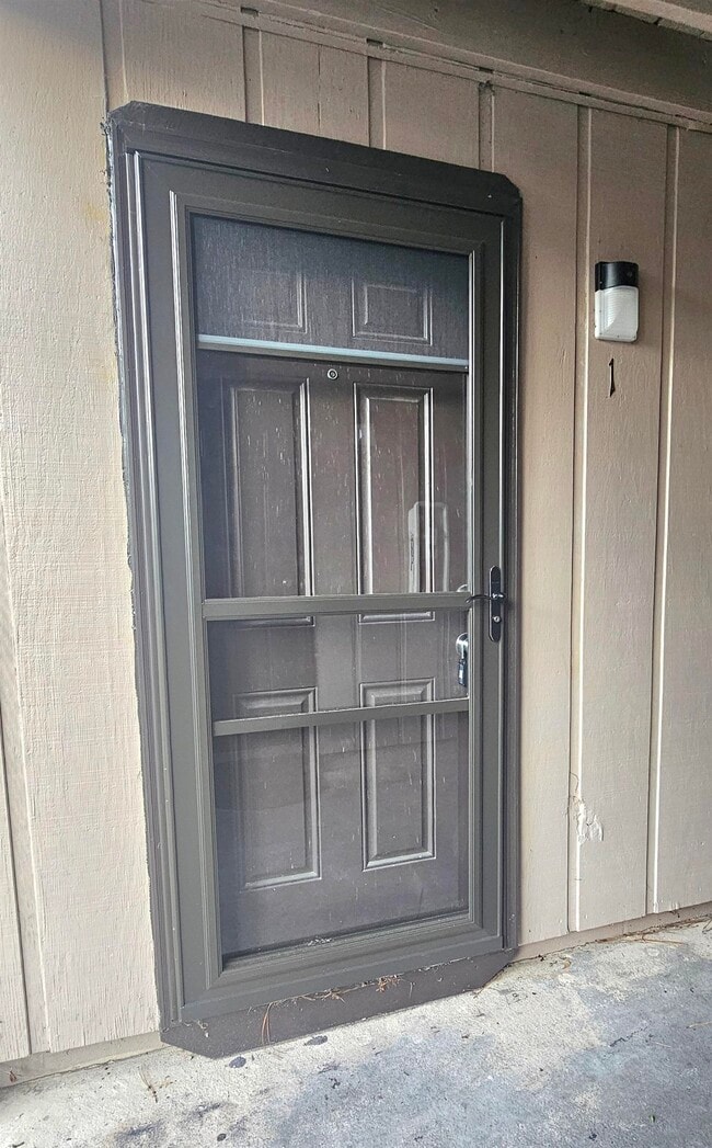 Photo - 615 Carter Ln