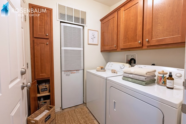 Photo - 1888 Sarafina Dr