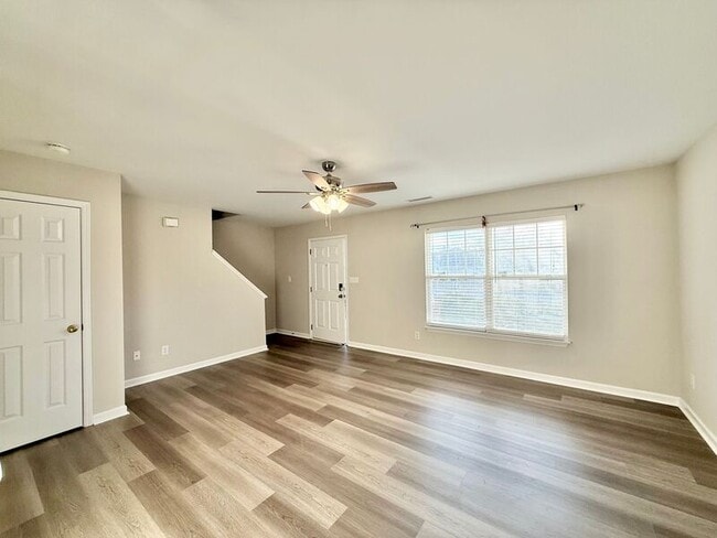 Photo - 3817 Satinleaf Dr