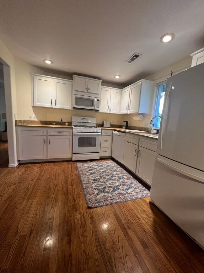 Photo - Move in ready three bed/two bath home | Av...