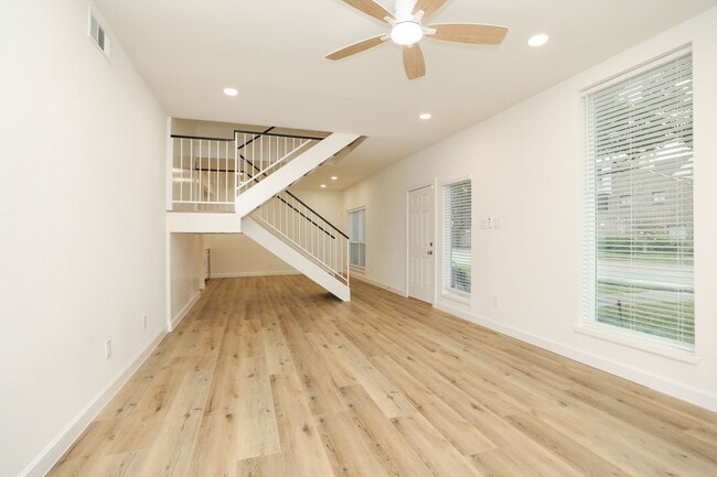 Photo - 1115 Augusta Dr Unidad A2