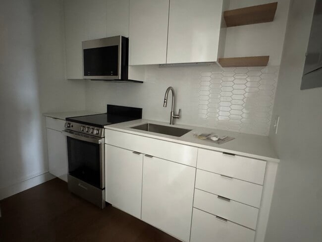 Building Photo - 1172 Massachusetts Ave Rental