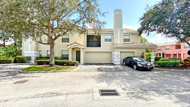 Building Photo - 116 SW Peacock Blvd Unit 9-201