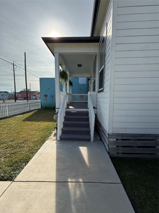 Photo - 3424 Ave N Ursuline St