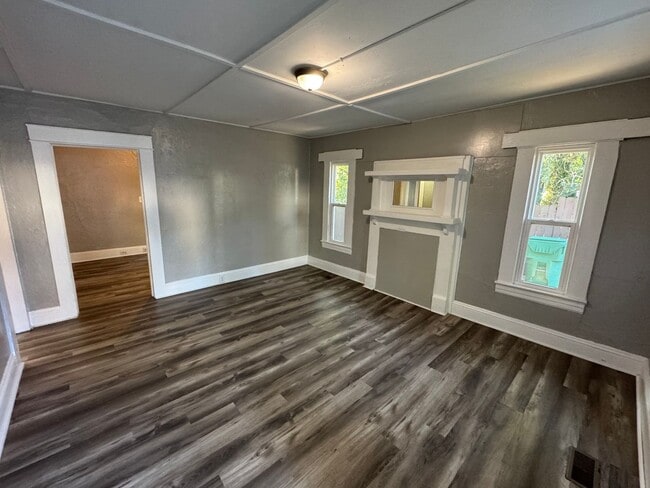 Photo - 1502 Larkin St