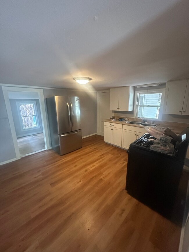Photo - 305 Bowers Street
