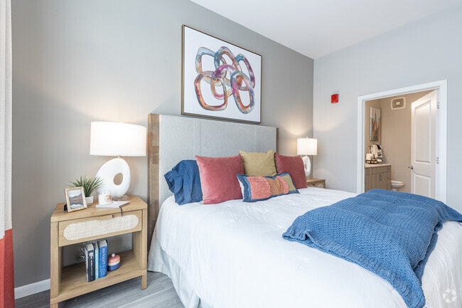 B2- 2BR, 2BA