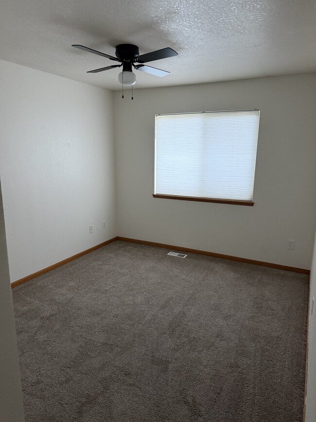 Photo - 1637 Westbridge Dr