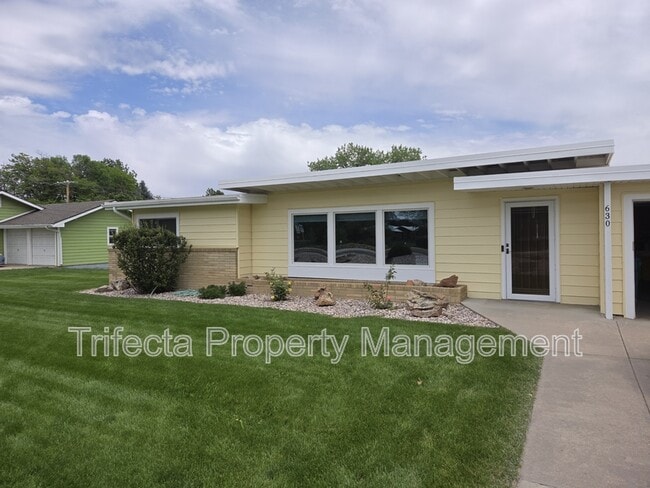 Photo - 630 N Taft Hill Rd