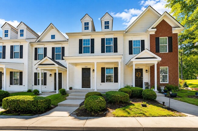Building Photo - 1403 Plexor Ln